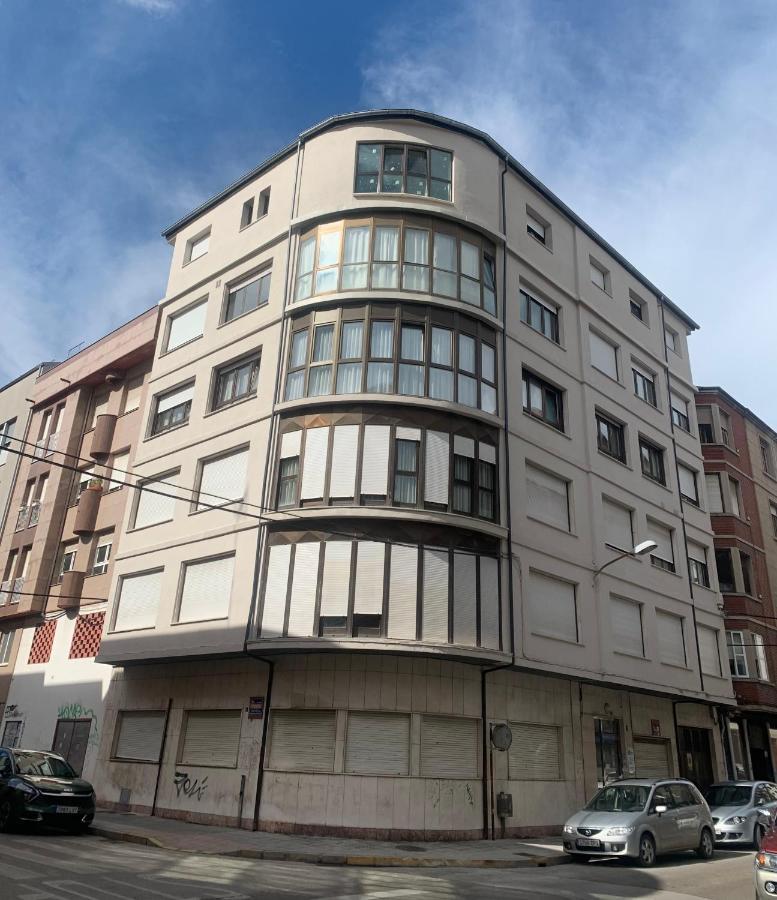 Bierzo Habita Apartments Понферрада Екстер'єр фото