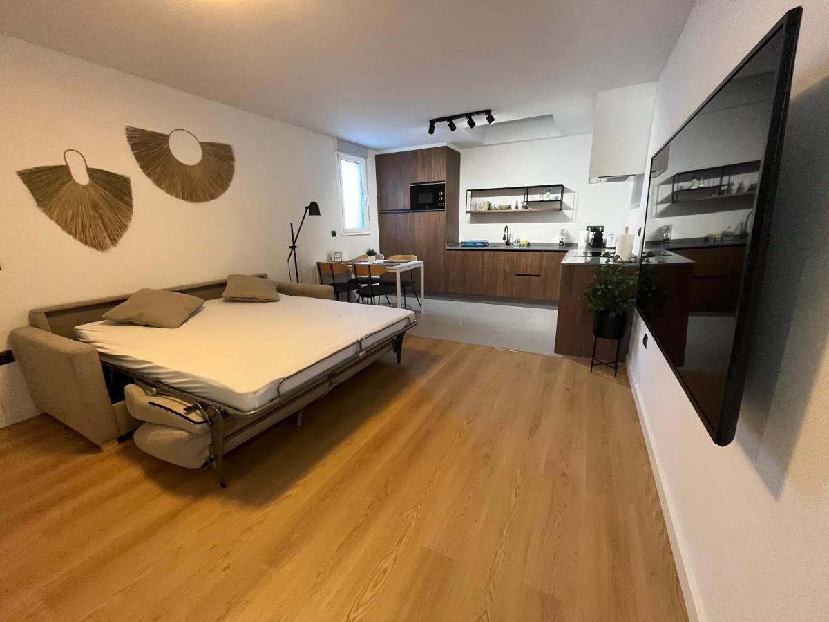 Bierzo Habita Apartments Понферрада Екстер'єр фото