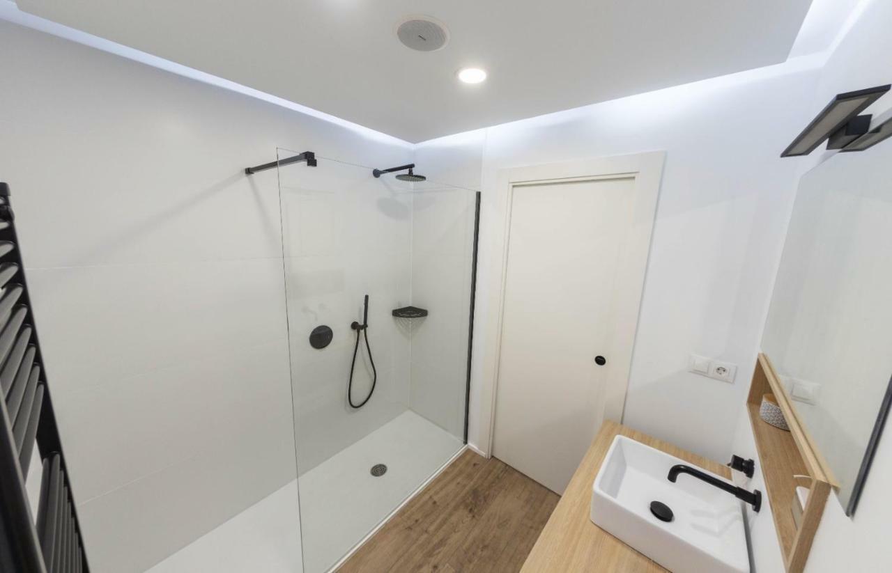 Bierzo Habita Apartments Понферрада Екстер'єр фото